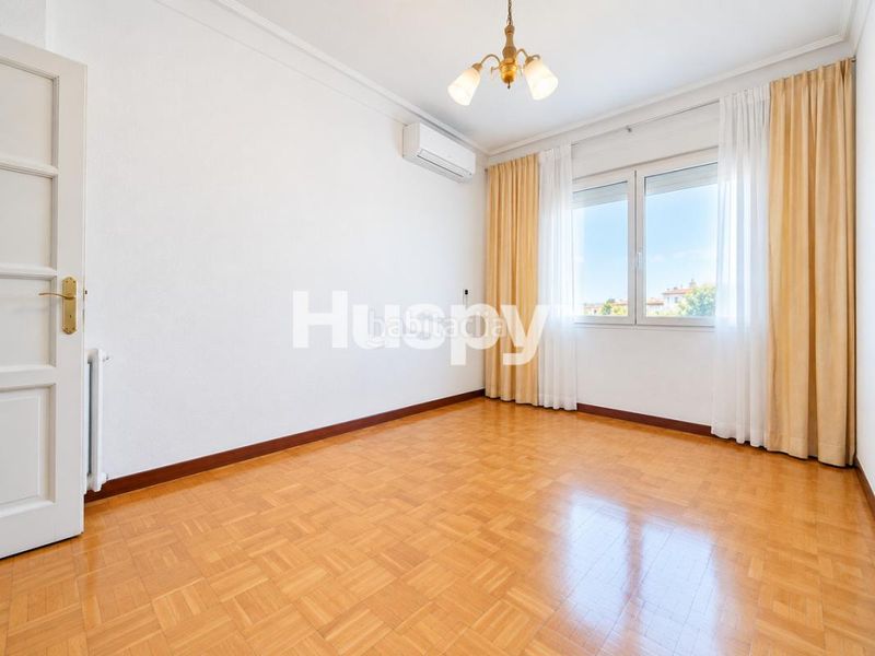 Foto 59c066e4-25af-4243-a4e2-a8f17e948170. Piso en Adelfas Madrid
