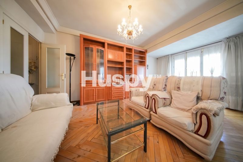 Foto 5a00a14c-58b1-4bd3-83d4-2873603dd0b8. Piso en Adelfas Madrid