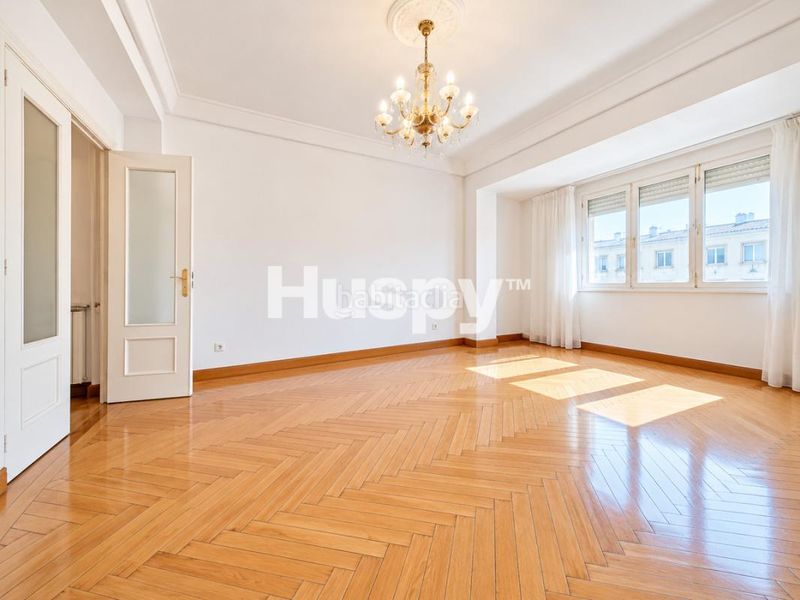Foto db6794f8-5820-4b53-b897-156a4ae4831a. Piso en Adelfas Madrid