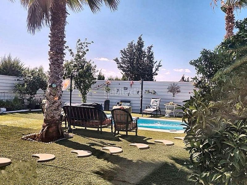 Foto 22aae2b8-deb6-4678-be0f-99f10f575f16. Casa amb calefacció a La Hacienda - Nueva Andalucía Dos Hermanas