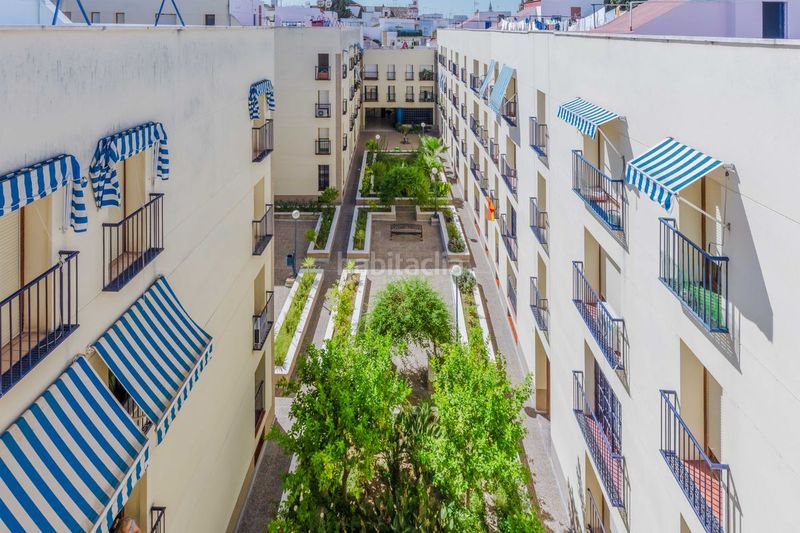 Foto 4d7d66be-e261-4072-aa6d-7ff21bc16339. Etagenwohnung in plaza de san quintín 5 in Feria Sevilla