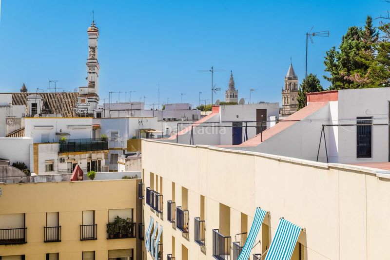 Foto b1c0113d-9b79-416e-a485-8e59debcdb46. Etagenwohnung in plaza de san quintín 5 in Feria Sevilla