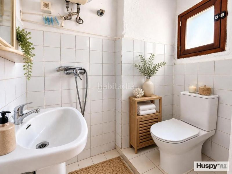 Foto 94a1a389-0ffa-455c-b9ea-e45e06a06ce0. Planta baixa amb calefacció a Dalt Vila-La Marina Ibiza