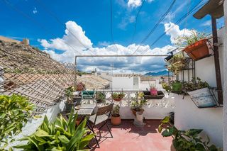 Maison  Carrer biar