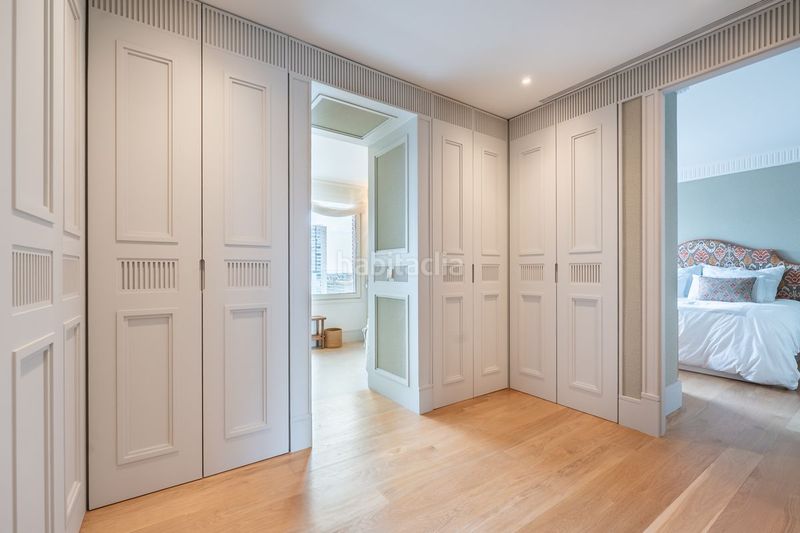 Foto e93aa070-e005-4037-992e-db8ba46da276. Àtic amb calefacció aparcament a Cuatro Caminos - Azca Madrid