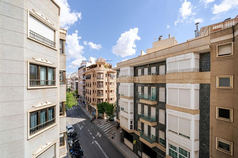 Foto d905e40c-9ed0-47e6-8781-f1cff40d2528. Pis amb calefacció a Centro Elche / Elx