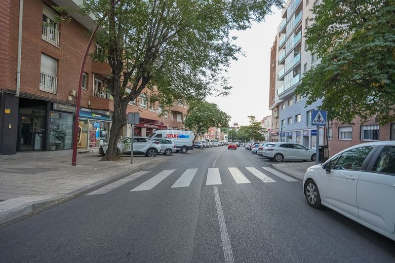 Foto 10b569a8-48ce-43d6-888f-7bf6fb1cd45a. Zweistöckige wohnung mit heizung parking in Centro Azuqueca de Henares
