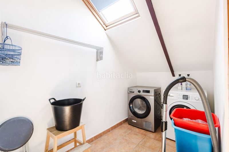Foto 683726ac-4336-46c7-b4df-47cad2ea73e5. Zweistöckige wohnung mit heizung in San Pedro de Alcántara Pueblo Marbella