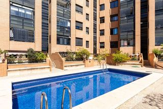 Etagenwohnung in Carrer de la Real Academia de Cultura Valenciana