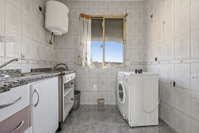 Foto 0984750a-34bb-405a-8d7a-b42220cac7ad. Etagenwohnung mit heizung in Amate Sevilla