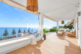 Casa adossada a Urbanización Lagos II