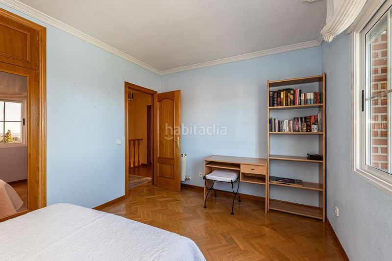 Foto d7054b51-b4cf-49e2-b238-413f3eb88980. Casa aparellada amb calefacció aparcament piscina a Villalbilla