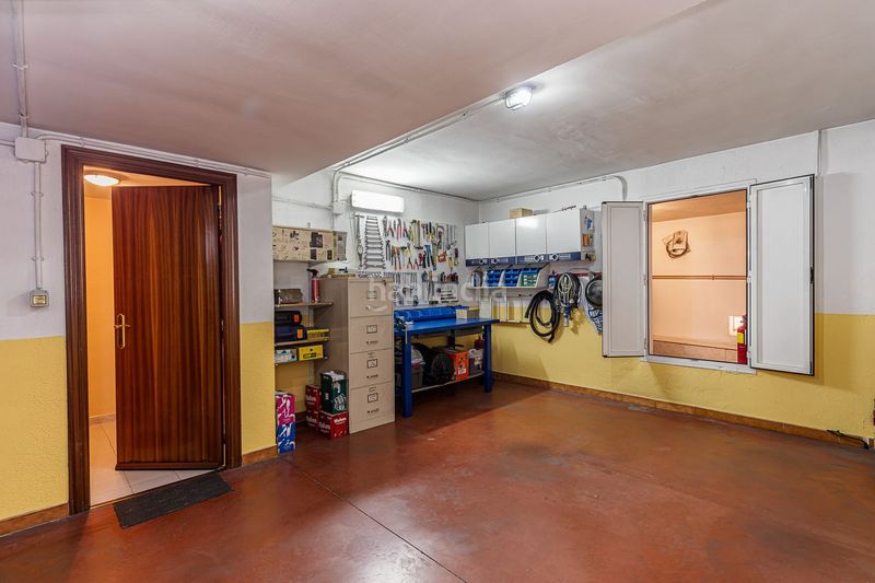 Foto ec9548d0-50a8-4f30-9020-b28e64c448c6. Casa aparellada amb calefacció aparcament piscina a Villalbilla