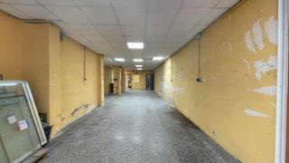 Local Comercial  Carrer de l'arquitecte carbonell. Local en venta en tormos