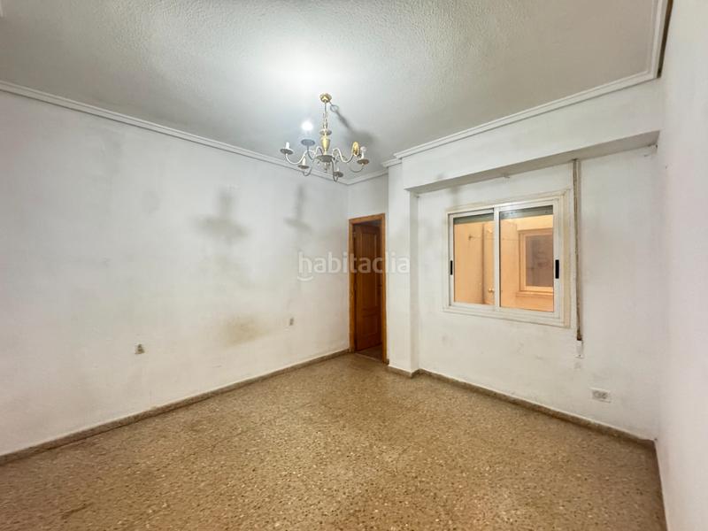 Foto 2291856b-d4f2-4f0c-994b-3d6654b79072. Piso  en venta en calle del poeta llombart en Sagunt