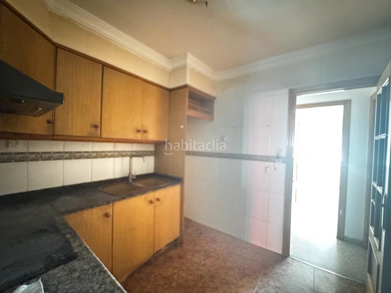 Foto 2b4a829d-0606-478a-a872-3443cb3b209e. Piso  en venta en calle del poeta llombart en Sagunt