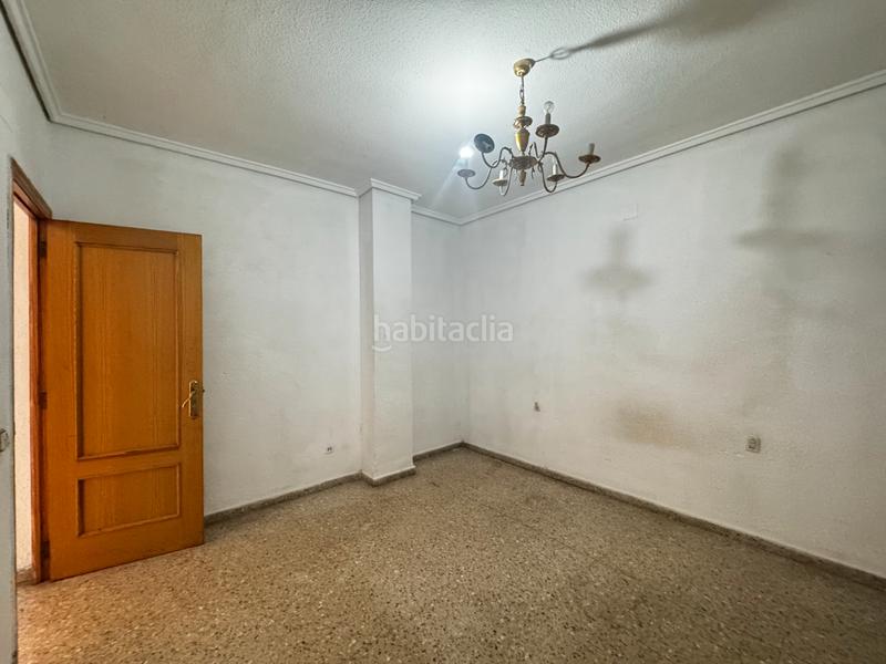 Foto 2ff41d3f-8e49-436b-97a0-3094d1318b3d. Piso  en venta en calle del poeta llombart en Sagunt