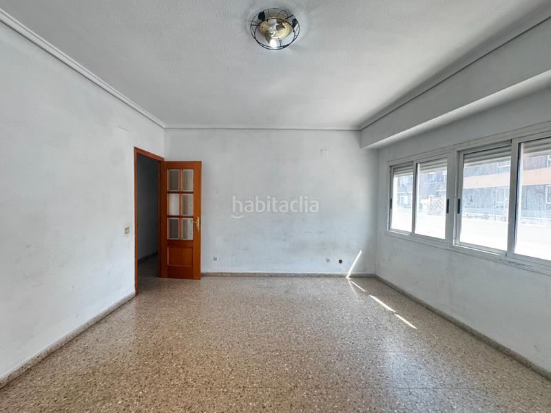 Foto 3ec87ec7-b20c-4b23-a4a7-d1956777a73a. Piso  en venta en calle del poeta llombart en Sagunt
