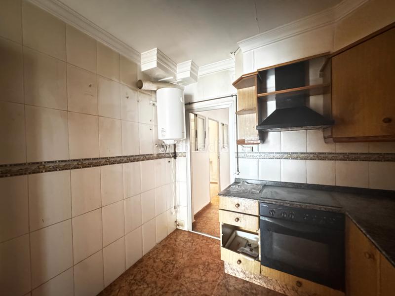 Foto 4a770bac-77e1-4bcc-a367-34a43b5ac6c8. Piso  en venta en calle del poeta llombart en Sagunt