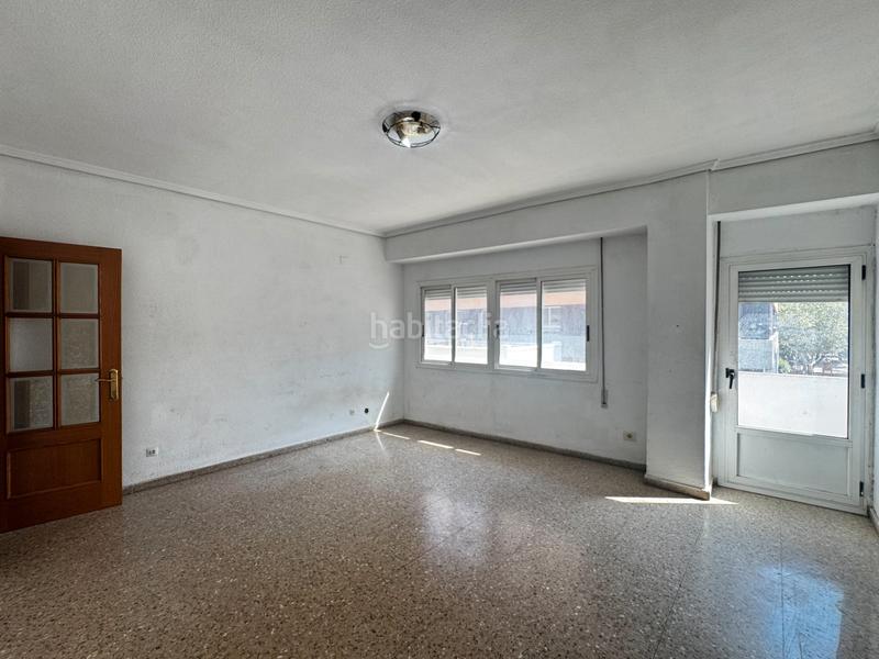 Foto 4d81eb26-e43f-48c5-859b-6d14a9022094. Piso  en venta en calle del poeta llombart en Sagunt