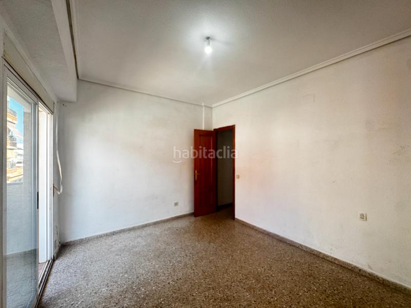 Foto 5f8a15bd-687a-44ef-8b36-a903f3d28a77. Piso  en venta en calle del poeta llombart en Sagunt
