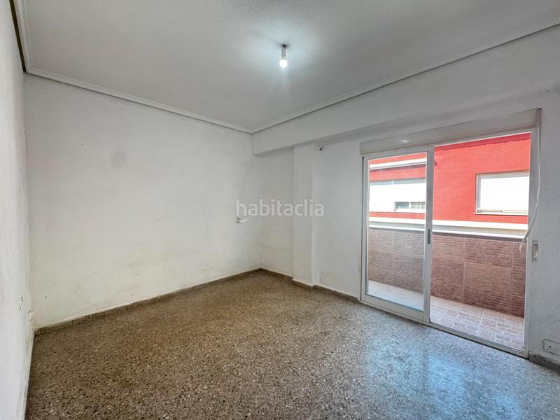 Foto aa0ace77-7c64-4df7-b60f-453bb612c4a5. Piso  en venta en calle del poeta llombart en Sagunt