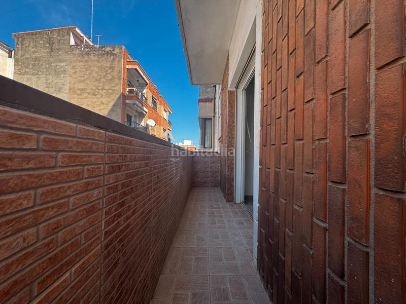 Foto b0a4150c-e013-4605-bf42-87458b6935b7. Piso  en venta en calle del poeta llombart en Sagunt