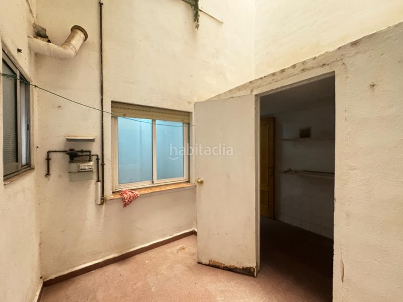 Foto f114bbce-f694-47dd-b199-ce1dd434b0c6. Piso  en venta en calle del poeta llombart en Sagunt