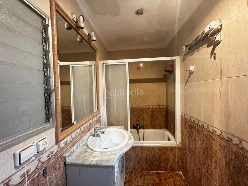 Foto f1ebb38b-59fa-4eac-aa7f-2d594066f9f5. Piso  en venta en calle del poeta llombart en Sagunt