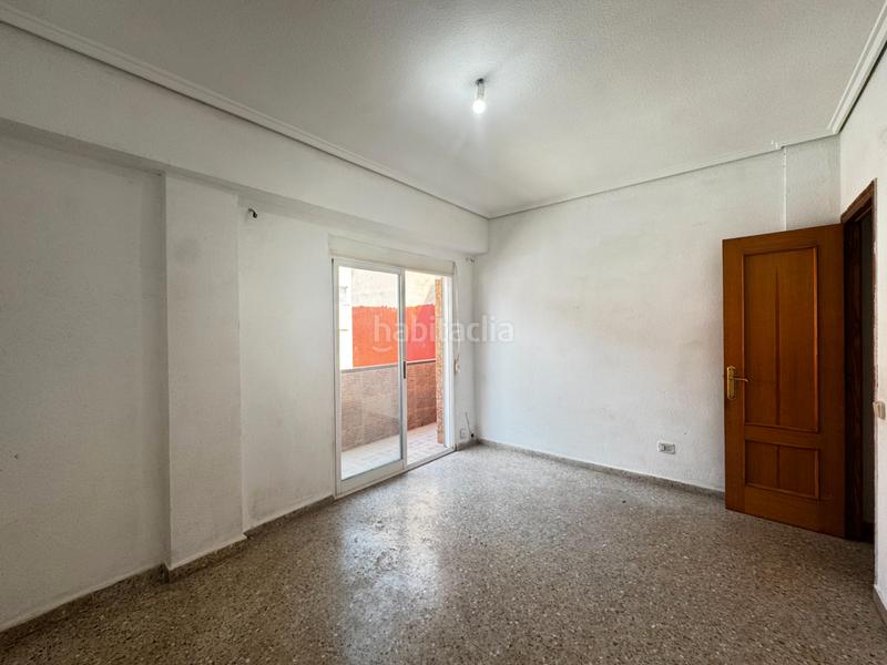 Foto fdd0722c-414c-4d14-ad03-e1f5ca99cc9c. Piso  en venta en calle del poeta llombart en Sagunt