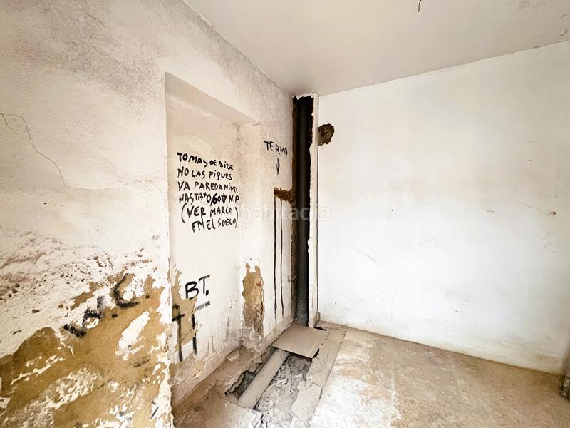 Foto 409907c5-5cc9-44e5-803f-6efb42e5d61f. Planta baixa a playa puerto de Sagunto Sagunt