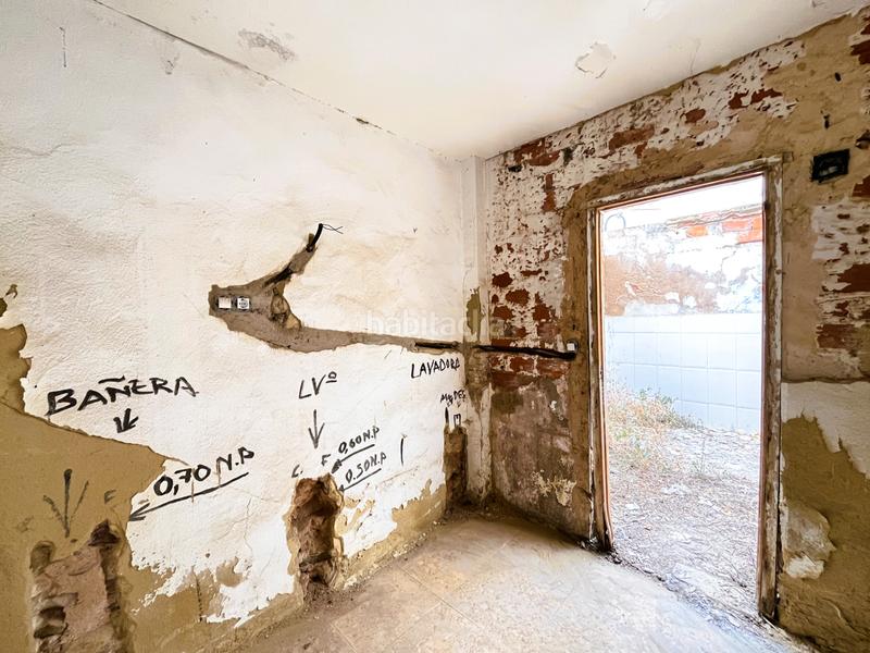 Foto b2c3a44b-a561-440c-b03c-78919803b3e9. Planta baixa a playa puerto de Sagunto Sagunt