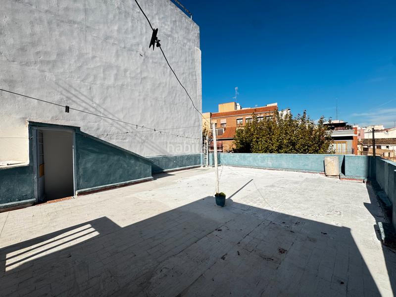 Foto 08e4ae84-6d94-4f1a-9698-a8460a408f36. Maison jumelée dans Centro-El Castillo Sagunt