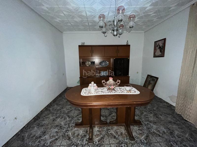 Foto 219bacf4-32e1-4665-82be-4ab00c18224d. Maison jumelée avec parking dans Avenida de Abril-9 de Octubre Sagunt