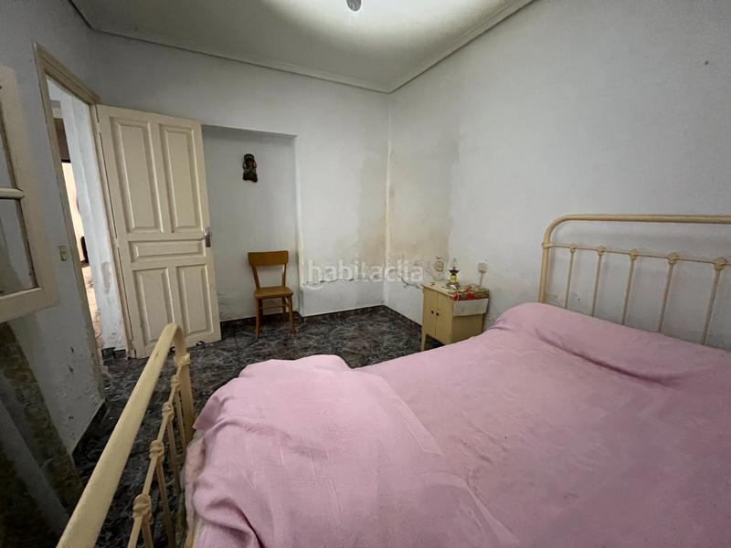 Foto 3e2e9a7b-6bd8-428d-8116-b4f6a2225126. Maison jumelée avec parking dans Avenida de Abril-9 de Octubre Sagunt