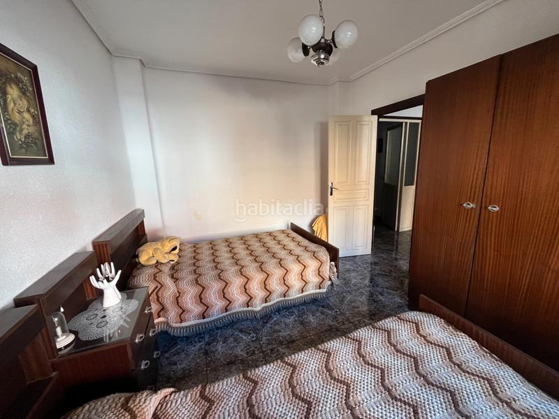 Foto 469a2898-9f59-4677-9c2a-7a7dea7186c2. Maison jumelée avec parking dans Avenida de Abril-9 de Octubre Sagunt