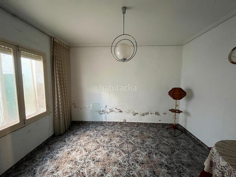 Foto 4dc93b88-ba06-4fad-9272-cb75de70cff0. Maison jumelée avec parking dans Avenida de Abril-9 de Octubre Sagunt