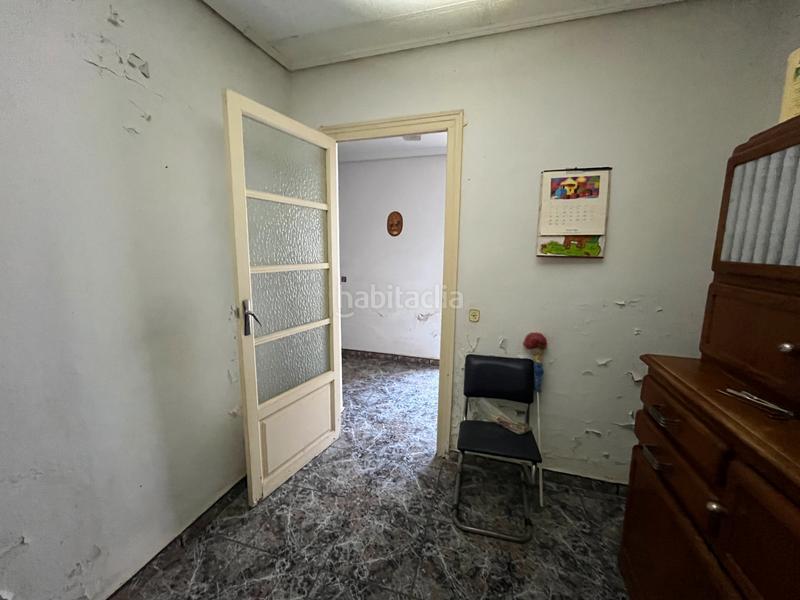 Foto 7bf6e0c1-2724-41a8-ab01-79533b3ab36c. Maison jumelée avec parking dans Avenida de Abril-9 de Octubre Sagunt