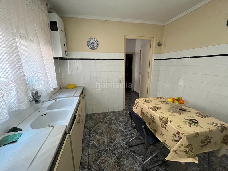 Foto 824e7e80-37b5-48cc-9c31-0fb5fd4b2a50. Maison jumelée avec parking dans Avenida de Abril-9 de Octubre Sagunt