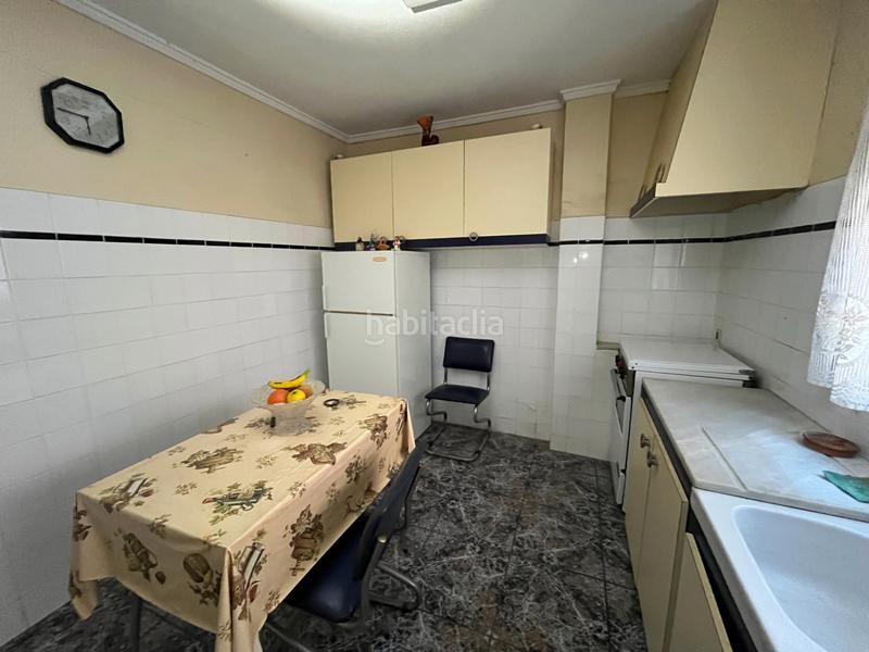 Foto 87396ba0-1386-4325-a126-ee68829bc3e2. Maison jumelée avec parking dans Avenida de Abril-9 de Octubre Sagunt