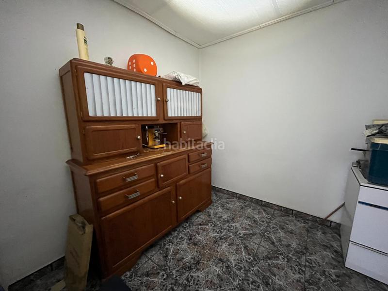 Foto b9856911-4673-4ecf-a4bf-3de3405f52d4. Maison jumelée avec parking dans Avenida de Abril-9 de Octubre Sagunt