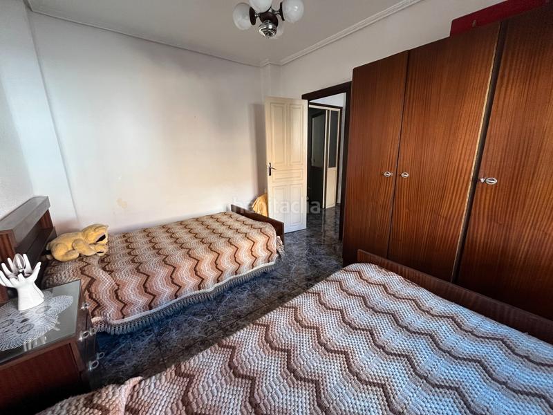 Foto ef4da85f-bb1a-4481-aba3-de7c6332509c. Maison jumelée avec parking dans Avenida de Abril-9 de Octubre Sagunt