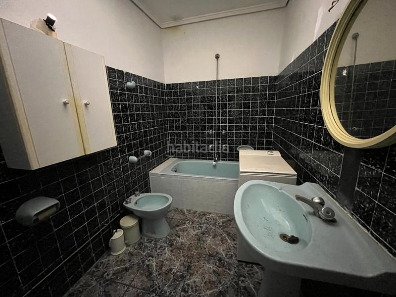 Foto f00858ba-2306-41f7-994f-2cf79ec4ce38. Maison jumelée avec parking dans Avenida de Abril-9 de Octubre Sagunt