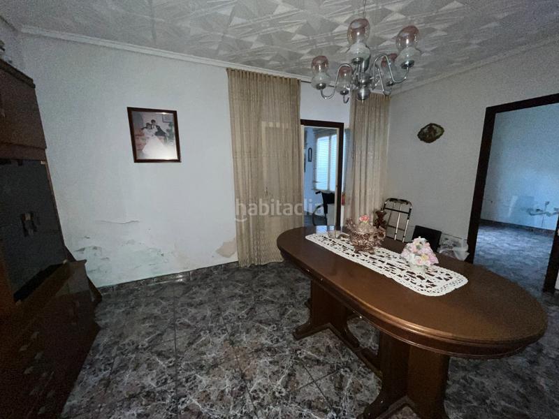 Foto f40a20e6-c0b7-405b-b80e-0fb8696d71d9. Maison jumelée avec parking dans Avenida de Abril-9 de Octubre Sagunt