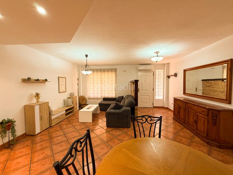 Foto 22fb8bed-6b42-4c02-bce7-55d5510f16e7. Casa adossada amb aparcament a San José-Los Metales Sagunt