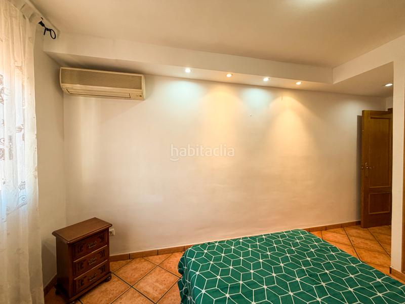 Foto 867e002b-09bb-41c3-89ac-0c3f83493d3d. Casa adossada amb aparcament a San José-Los Metales Sagunt