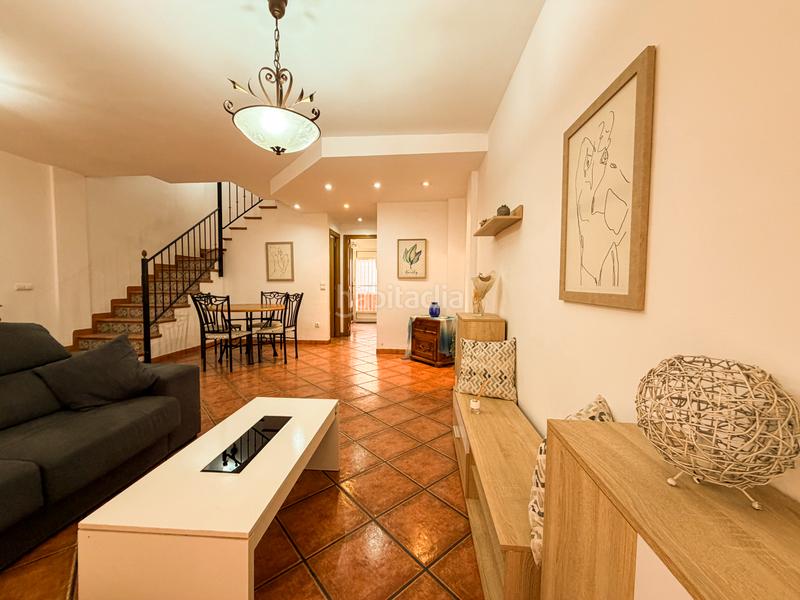 Foto 8ccf6093-3c28-4edb-8ae8-3cfe8dc03ee4. Casa adossada amb aparcament a San José-Los Metales Sagunt