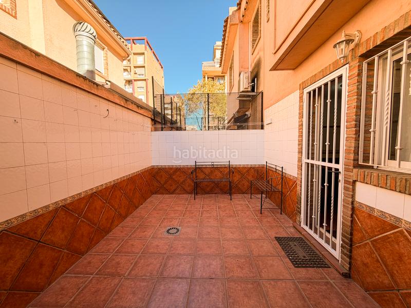 Foto f16c5552-d911-436b-b00b-254c803ab13d. Casa adossada amb aparcament a San José-Los Metales Sagunt