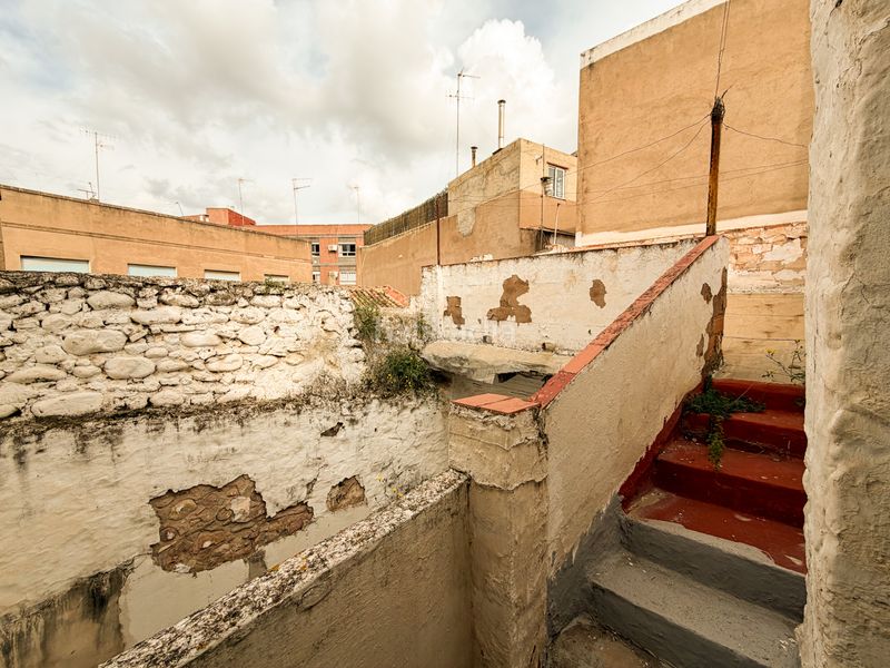 Foto a68ed491-cb9b-4c2b-bd9d-664cd463c7ec. Casa adossada a Centro-El Castillo Sagunt