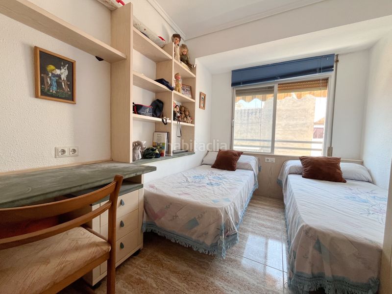 Foto 6b5c16df-5ba1-4807-a287-a3e90a76b2e5. Pis a playa puerto de Sagunto Sagunt